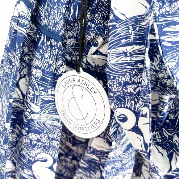 NWT Laura Ashley x Urban Outfitters Swan Puff Sleeve Mini Dress XS - Picture 8 of 8